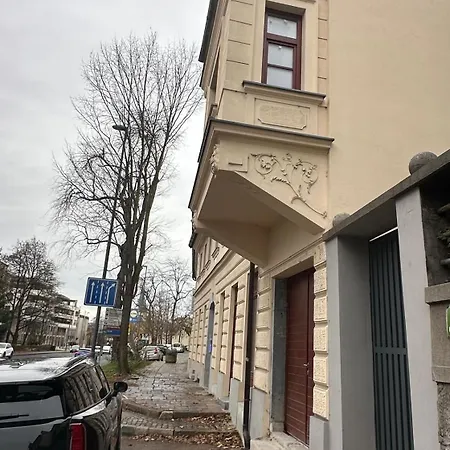 Karlovska Duplex Urban شقة ليوبليانا