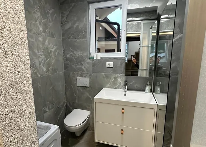 Karlovska Duplex Urban Apartment Laibach