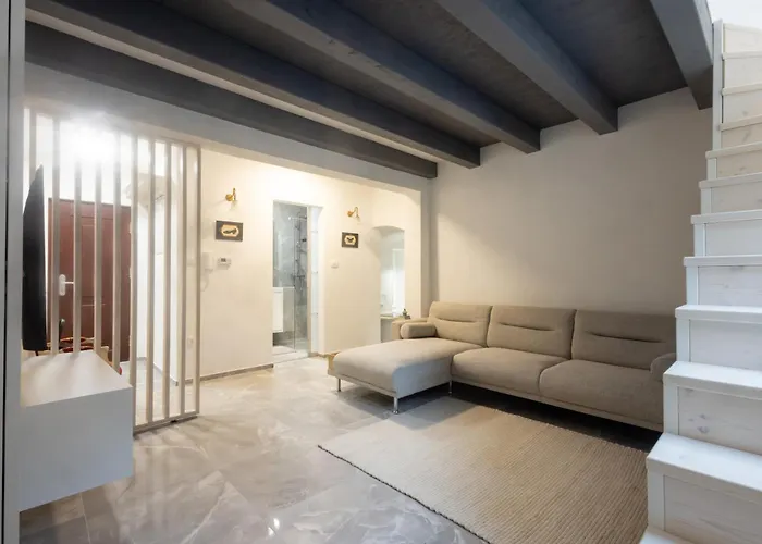 Apartment Karlovska Duplex Urban *